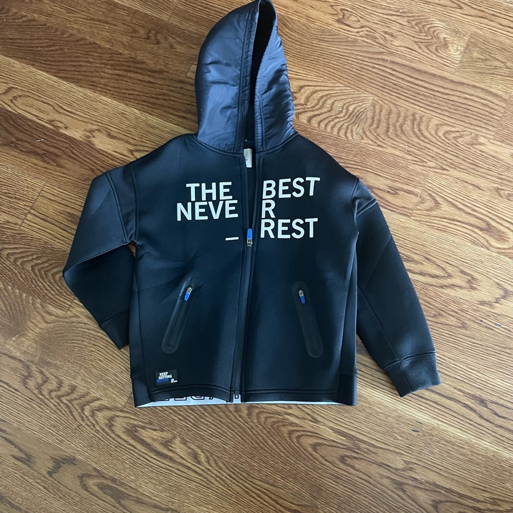 COPY - Zara Boys Zip up Hoodie - size 7 like new